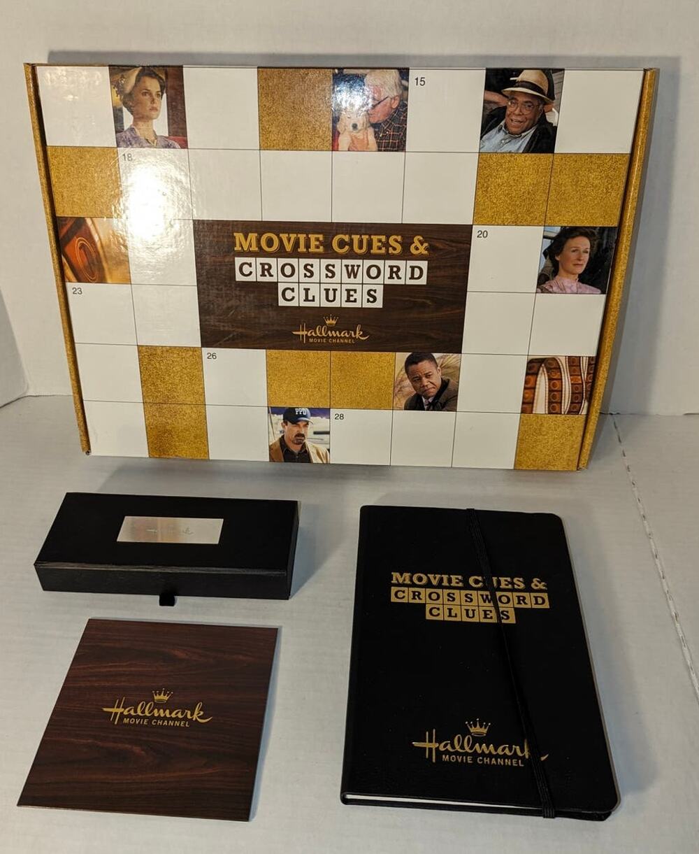 Hallmark Movie & Mysteries Movie Cues & Crossword Game Mint